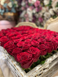 100 Rose Bloombox Luxury flower bouquet by BloomBox Co – premium florist in Lahore