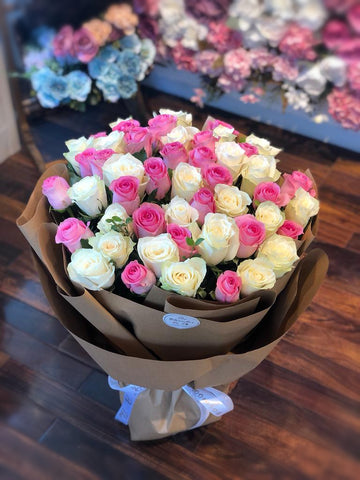 50 Pink & White Rose Lollipop Bouquet